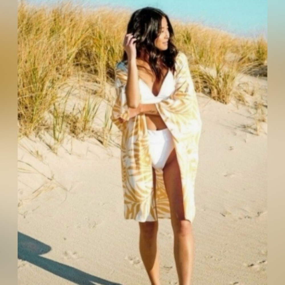 Maison Du Soir White and Gold Women's Cover Up Size Small